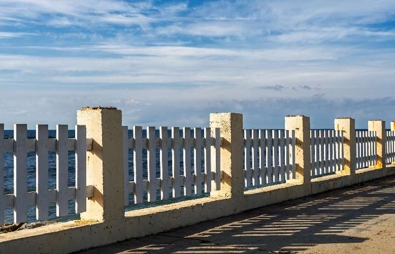 Shadowbox Fence