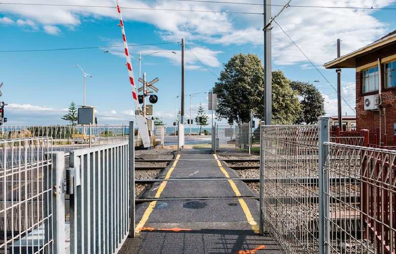 Commercial Fencing